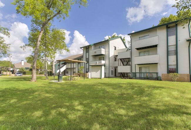 Foto del edificio - 2107 Cobblestone Ln