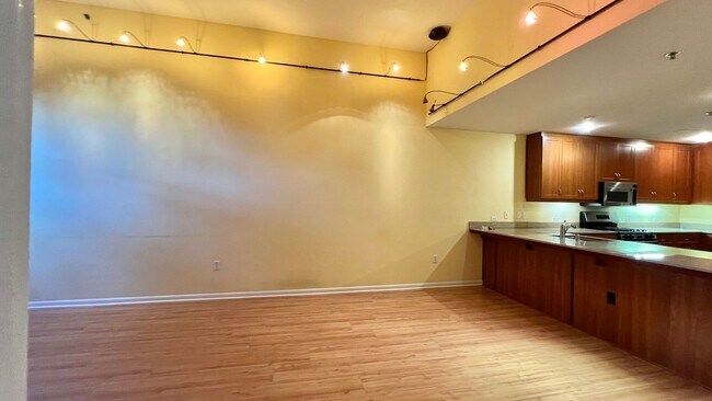 Foto del edificio - Large Contemporary 1bd 1ba - the Terraces ...
