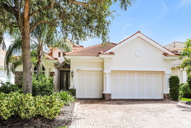 Building Photo - 8229 Santa Rosa Ct