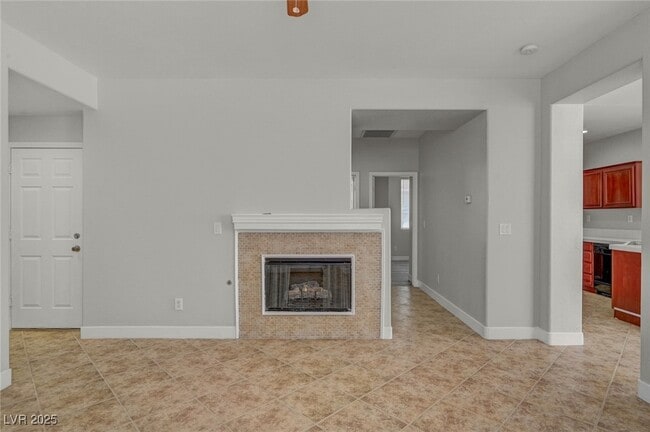 Building Photo - 5237 Grand Lake St
