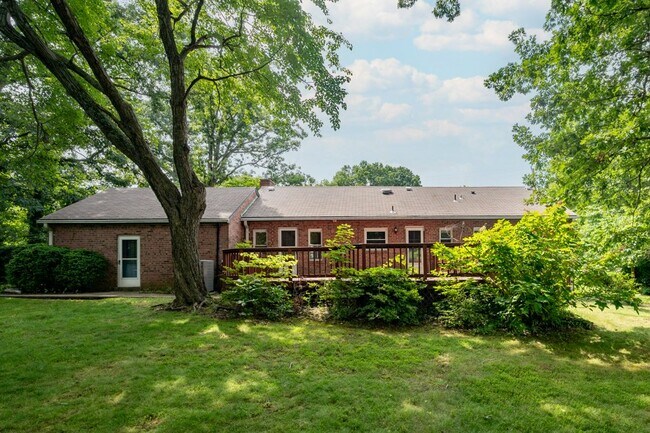 Building Photo - 5708 Dawes Ave