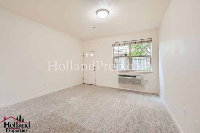 Building Photo - Gorgeous House in Very Nice Location!!! **...