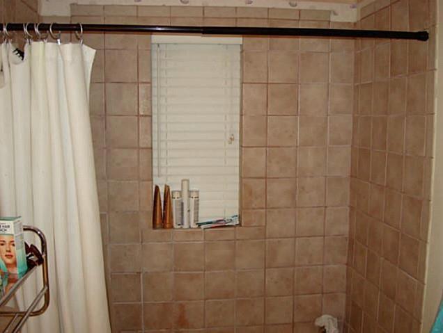 Building Photo - 4528 Weldon St