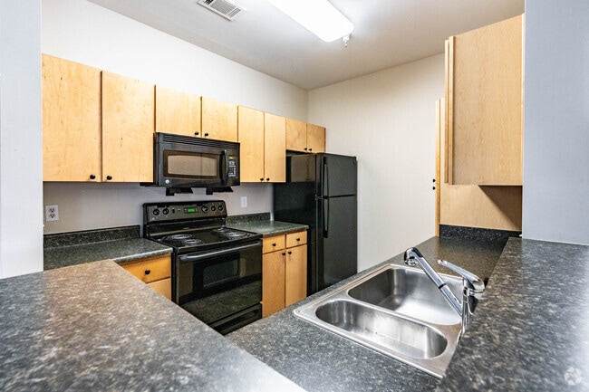 Building Photo - Preserve At Metrocenter