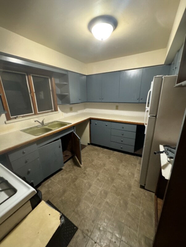 Foto del edificio - 32 Whitney Ave