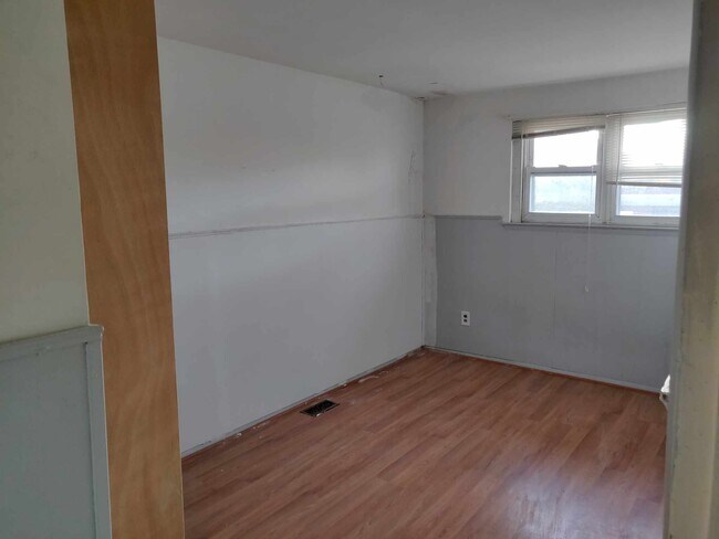 Building Photo - 1429 N 12th St