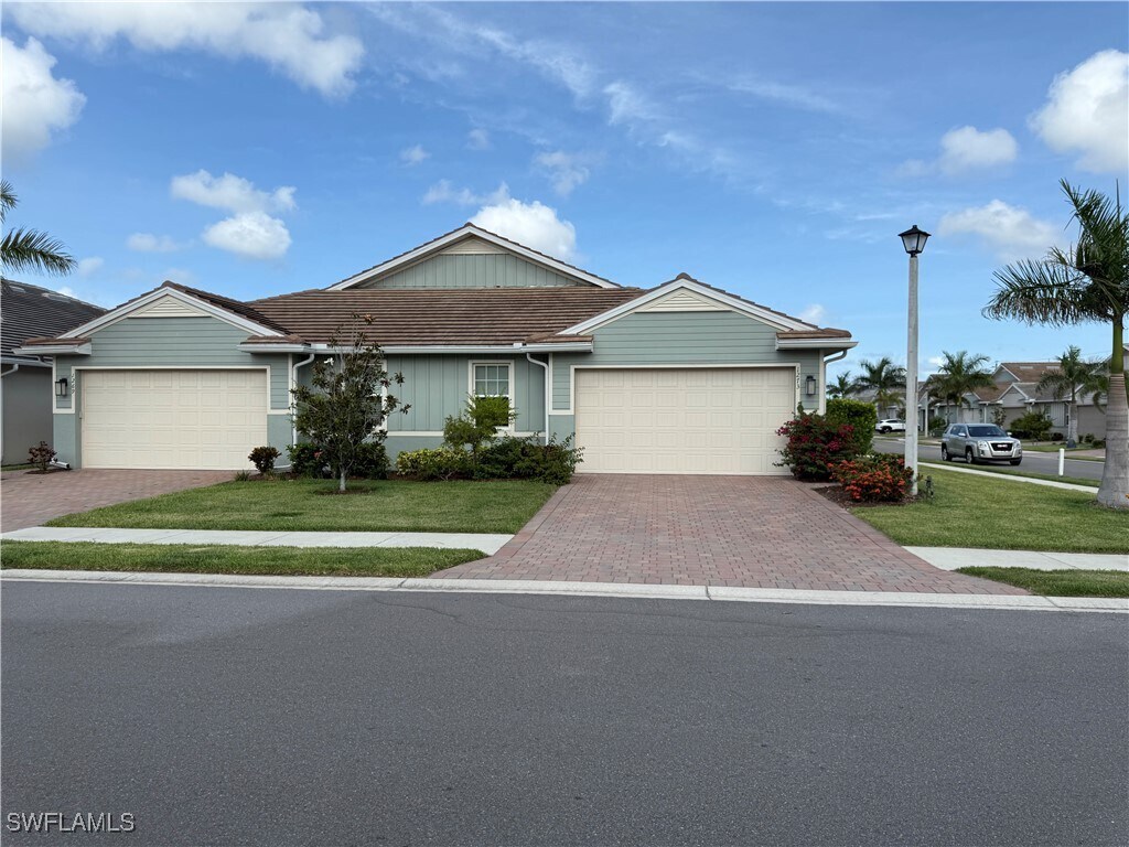 Primary Photo - 1273 Enbrook Lp