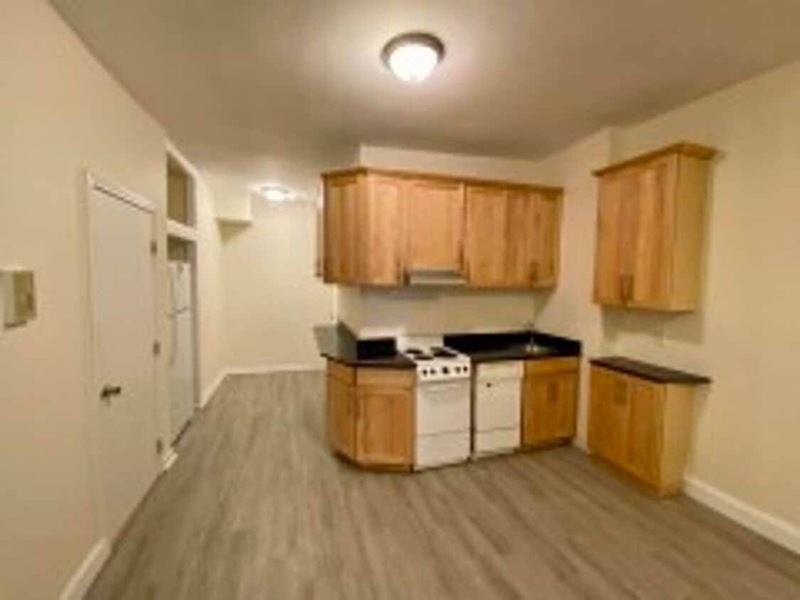 KENMORE (BU/NEU) 3 bed 1.5 bath - 9/1 - NO FEE - KENMORE (BU/NEU) 3 bed 1.5 bath - 9/1 - NO FEE