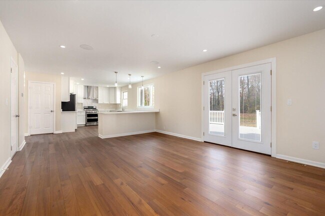 Building Photo - 2942 S Haven Dr