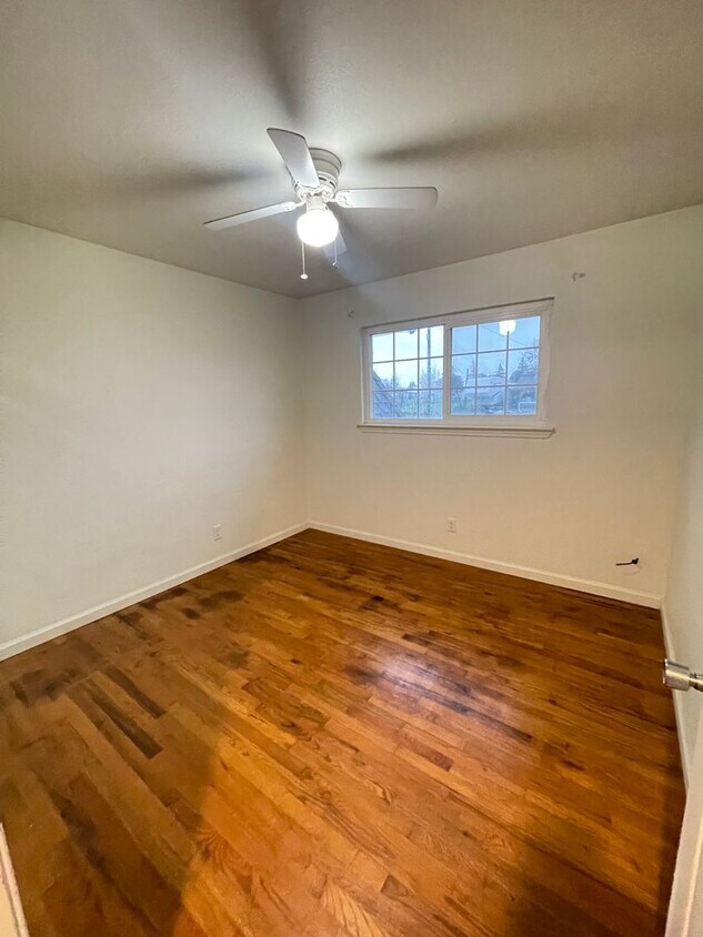 Foto del edificio - 3 bed / 2 ba house - Tierra Buena Area/ Yuba City