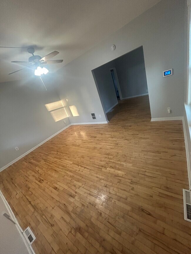 Living Room - 40 Moulson St