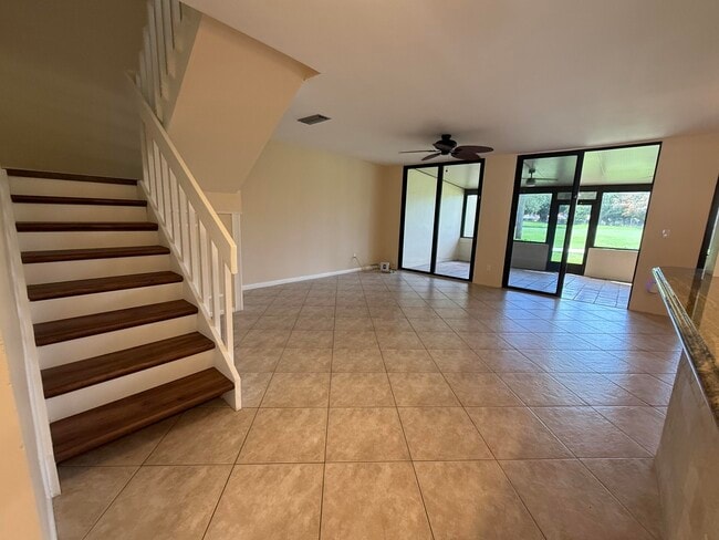 Building Photo - 717 Windermere Way