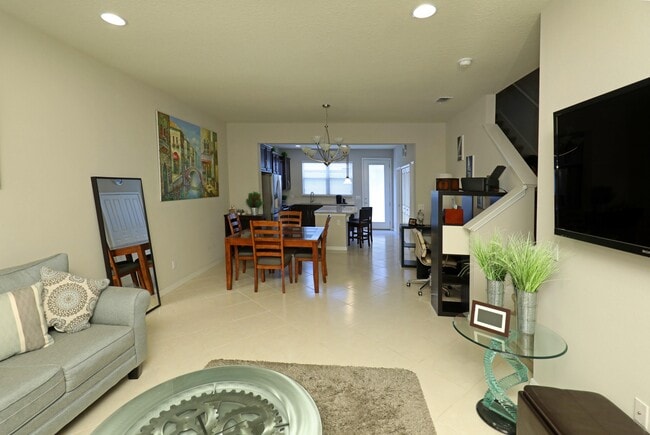 Building Photo - 5151 Caspian St