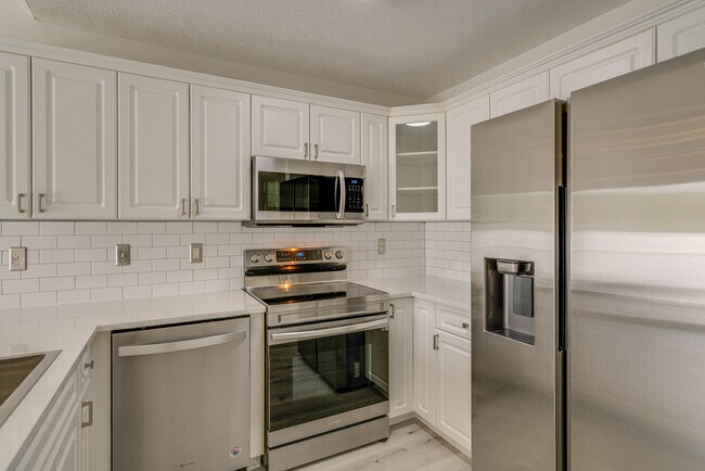 Photo - 2120 Lebanon Pike Townhome