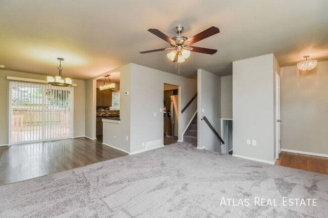 Building Photo - 5509 Escondido Dr