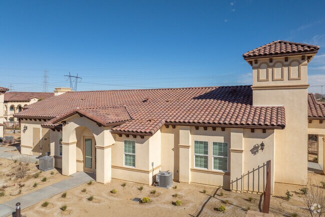 13590 Calle Avenal - Eagle Villas