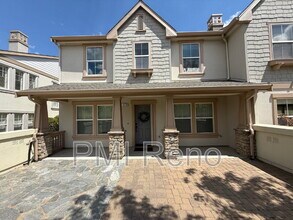 Building Photo - 1678 Lone Oak Trail