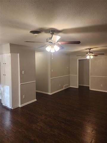 Foto del edificio - 7436 Meadowcrest Dr