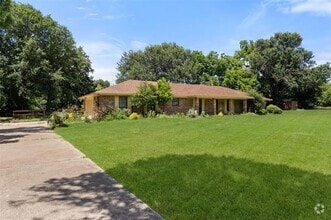 Building Photo - 2360 Waketon Rd