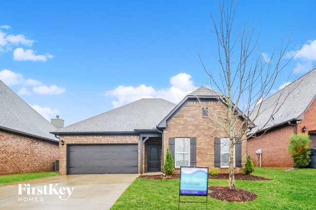 Building Photo - 1072 Pine Valley Dr