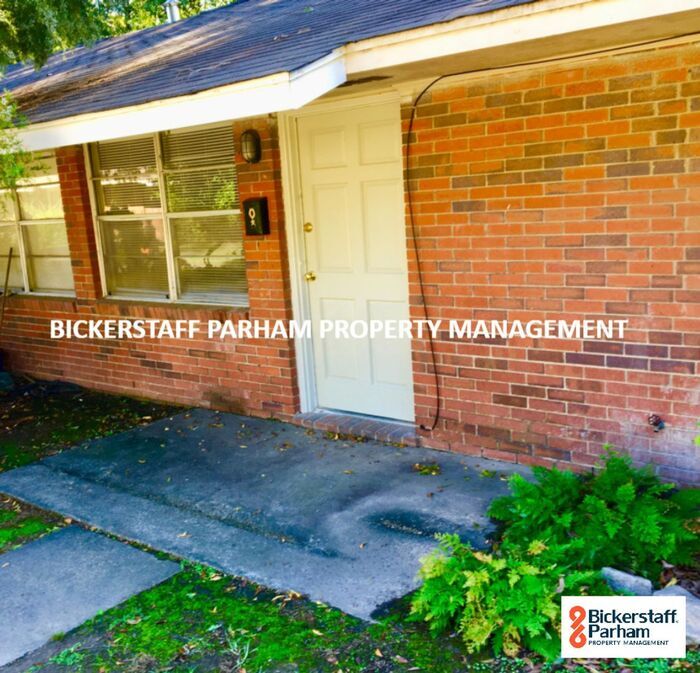 Primary Photo - 727 7th Ave