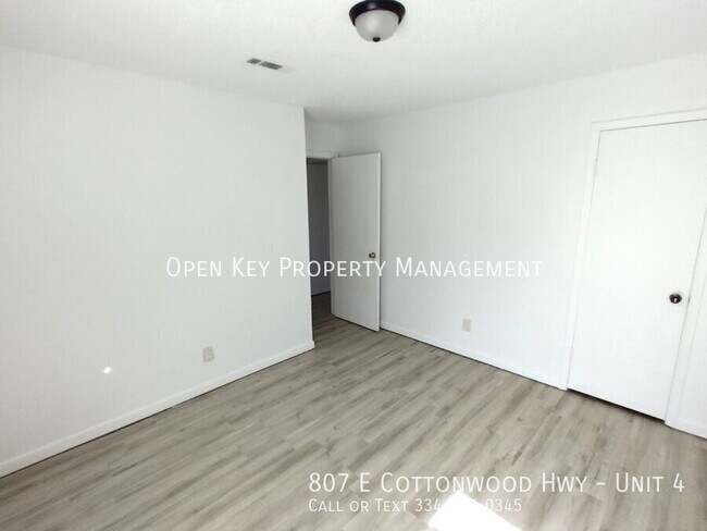 Foto del edificio - 807 E Cottonwood Rd