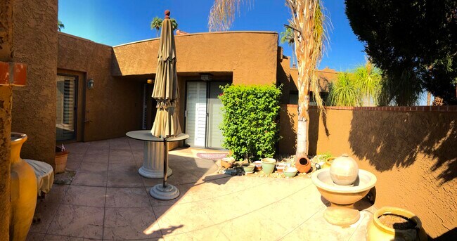 Foto del edificio - 48638 Wolfberry Ct