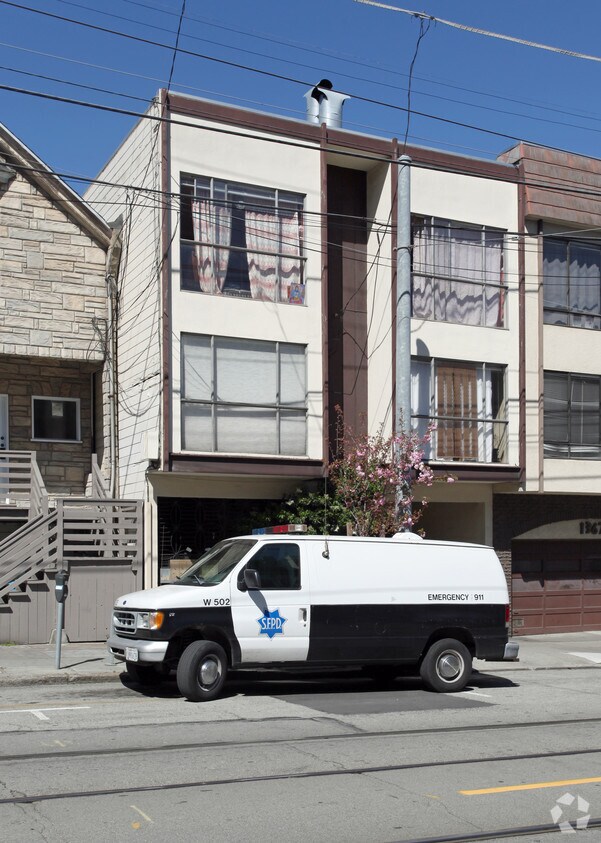Primary Photo - 1369 9th Ave