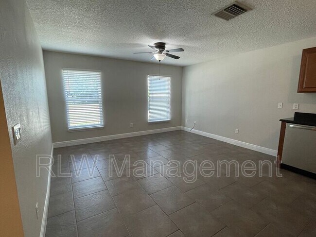 Building Photo - 528 Citrus Ave