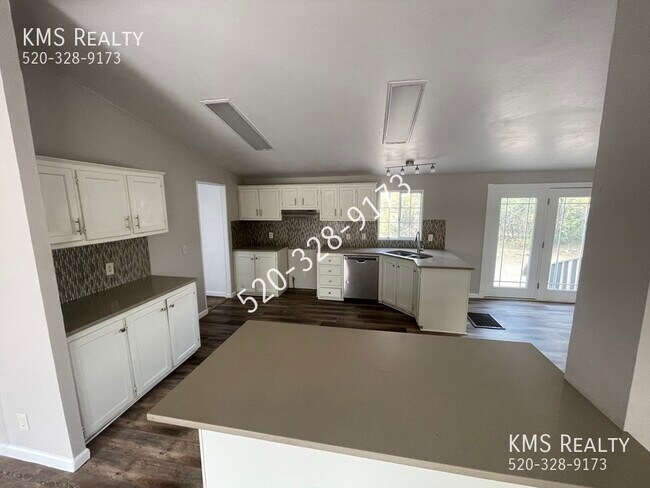 Foto del edificio - 7425 N Coltsfoot Dr