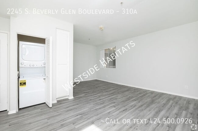 Building Photo - 2245 S Beverly Glen Blvd