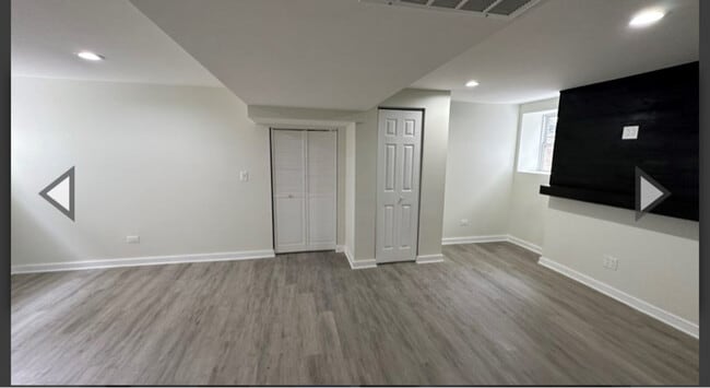 Foto del edificio - 219 N Waller Ave