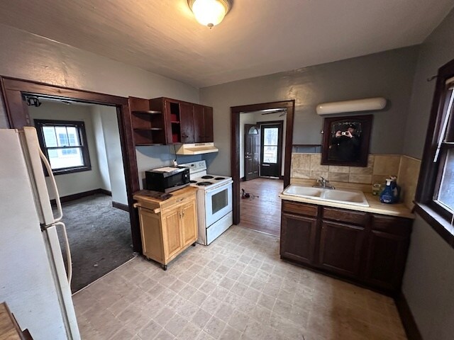 Foto del edificio - 713 Plainview Ln