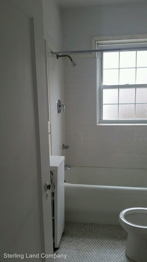 Building Photo - 4600 Bayard St