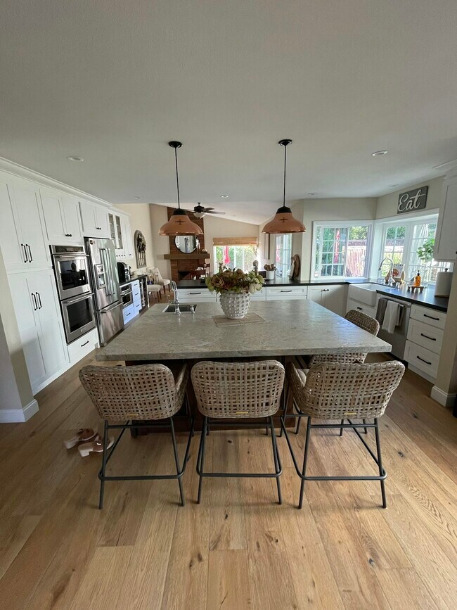 Foto del edificio - 48 Red Rock