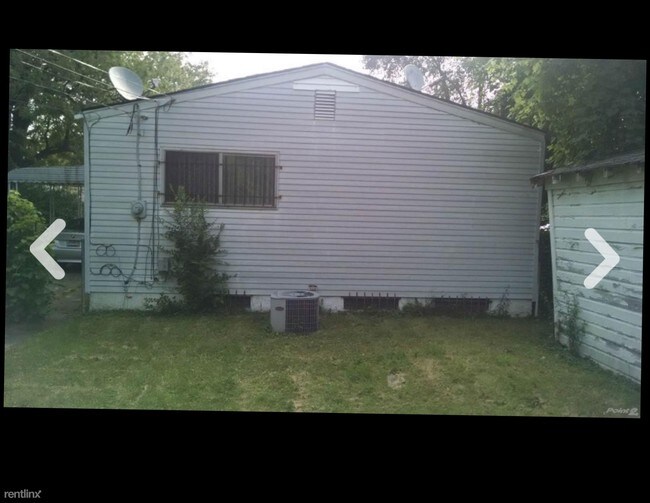 Building Photo - 13561 Evergreen Rd