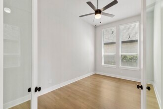 Building Photo - 415 N Hillary Step Pl