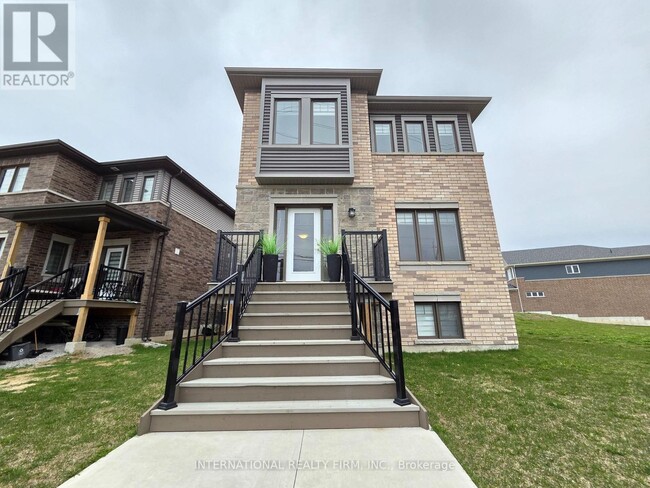 Building Photo - 23 Harvest Cres