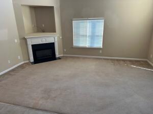 Building Photo - 471 Lory Ln