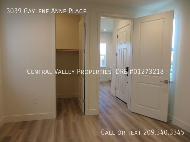 Foto del edificio - 3039 Gaylene Ann Pl