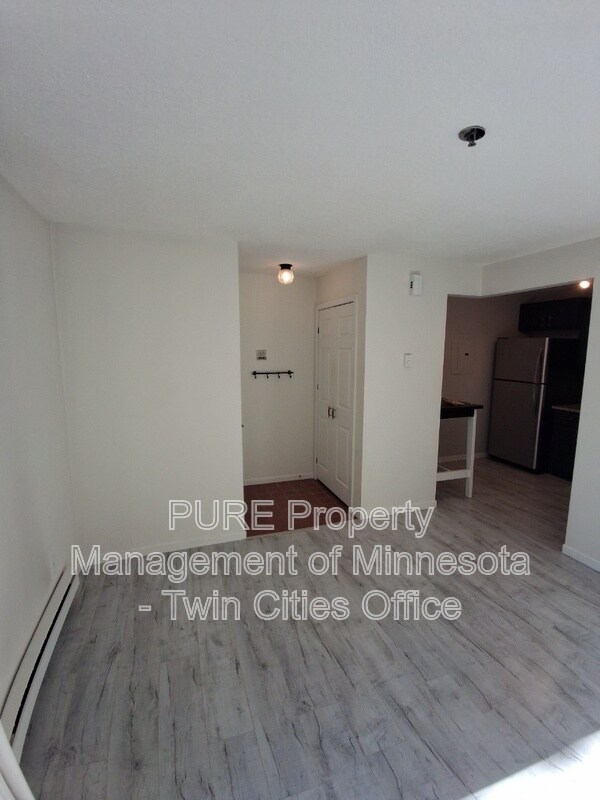 Foto del edificio - 2120 Ridge Dr