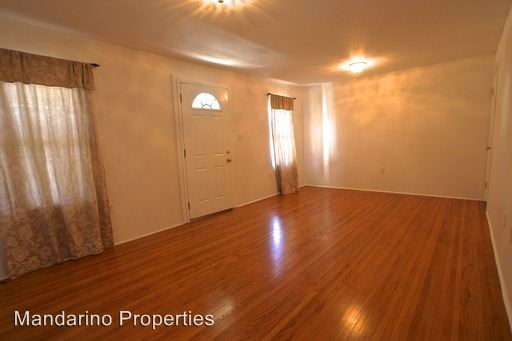 Building Photo - 1225 Blanchard St