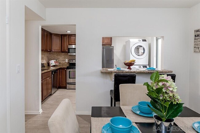 Building Photo - 1262 Denver Ln