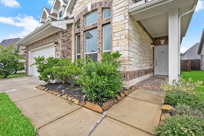 Foto del edificio - 6322 Lemon Balm Ln