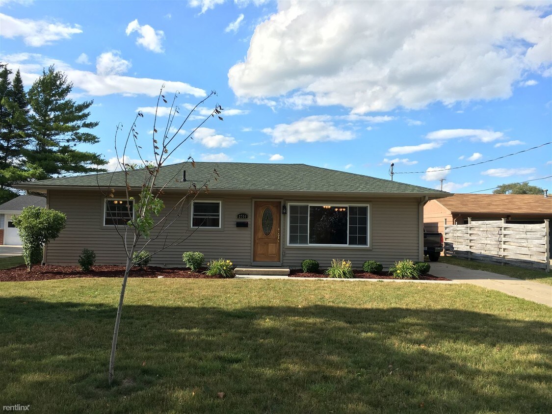 2744 St, Saginaw, MI 48602 House Rental in Saginaw, MI