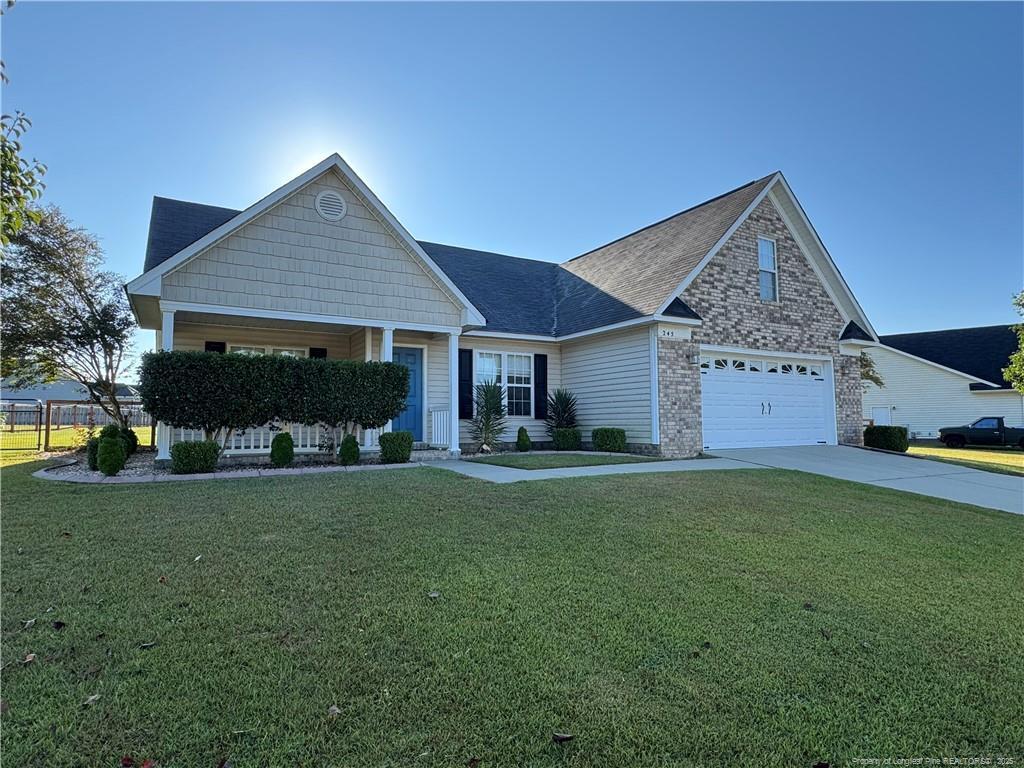 Foto principal - 245 Wood Valley Ln