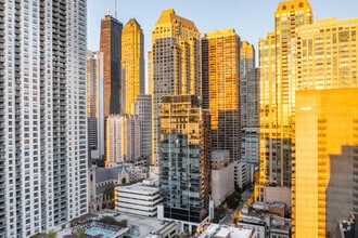 Aerial - Residences at 8 East Huron