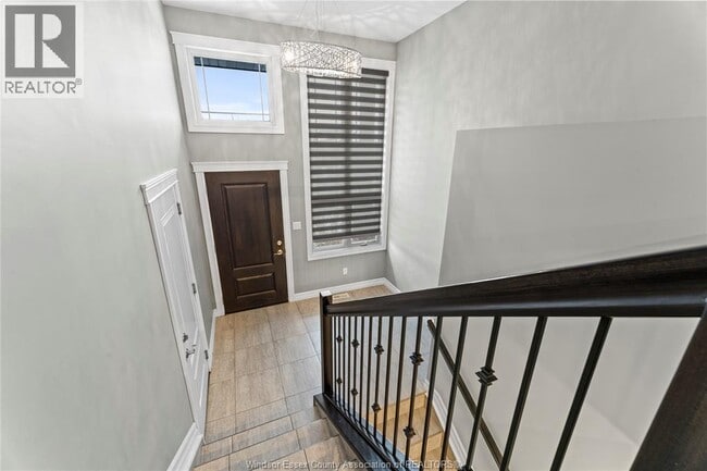 Building Photo - 11948 Thistledown Ave