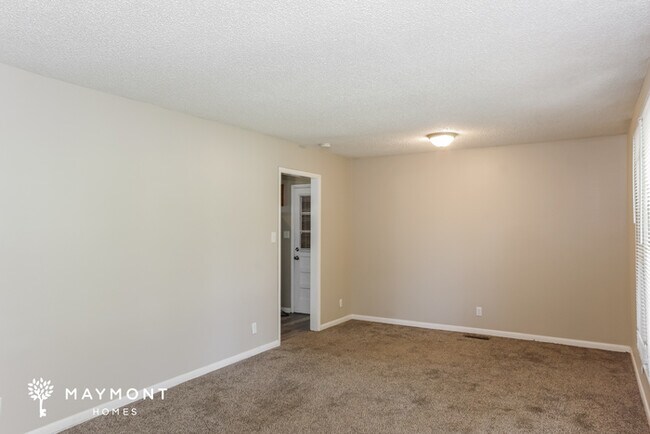 Foto del edificio - 2611 Trail Ridge Rd NW