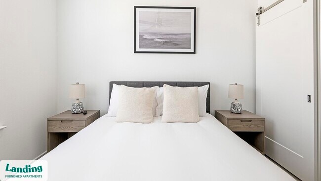 Foto del edificio - 5511 Caprock Smt Dr